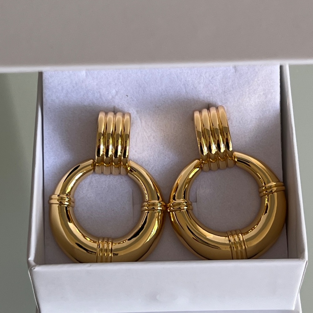 HEAVEN MAYHEM Rosa Gold Plated Knocker Earrings